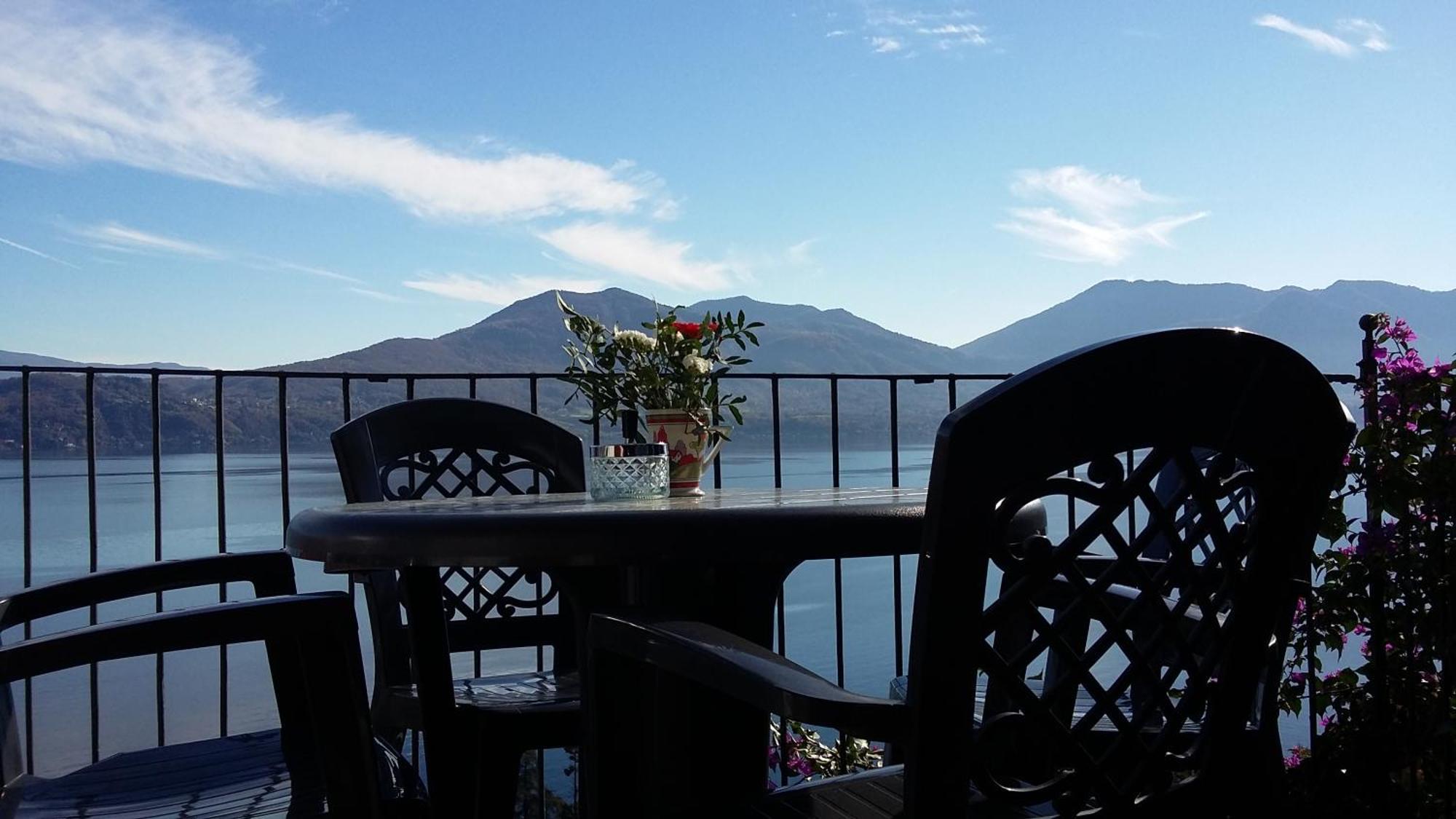 CasAle Fe-Wo - Appartamenti con vista Lago Cannero Riviera Esterno foto