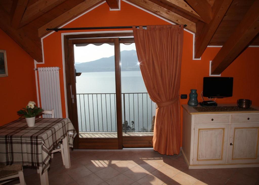 CasAle Fe-Wo - Appartamenti con vista Lago Cannero Riviera Camera foto