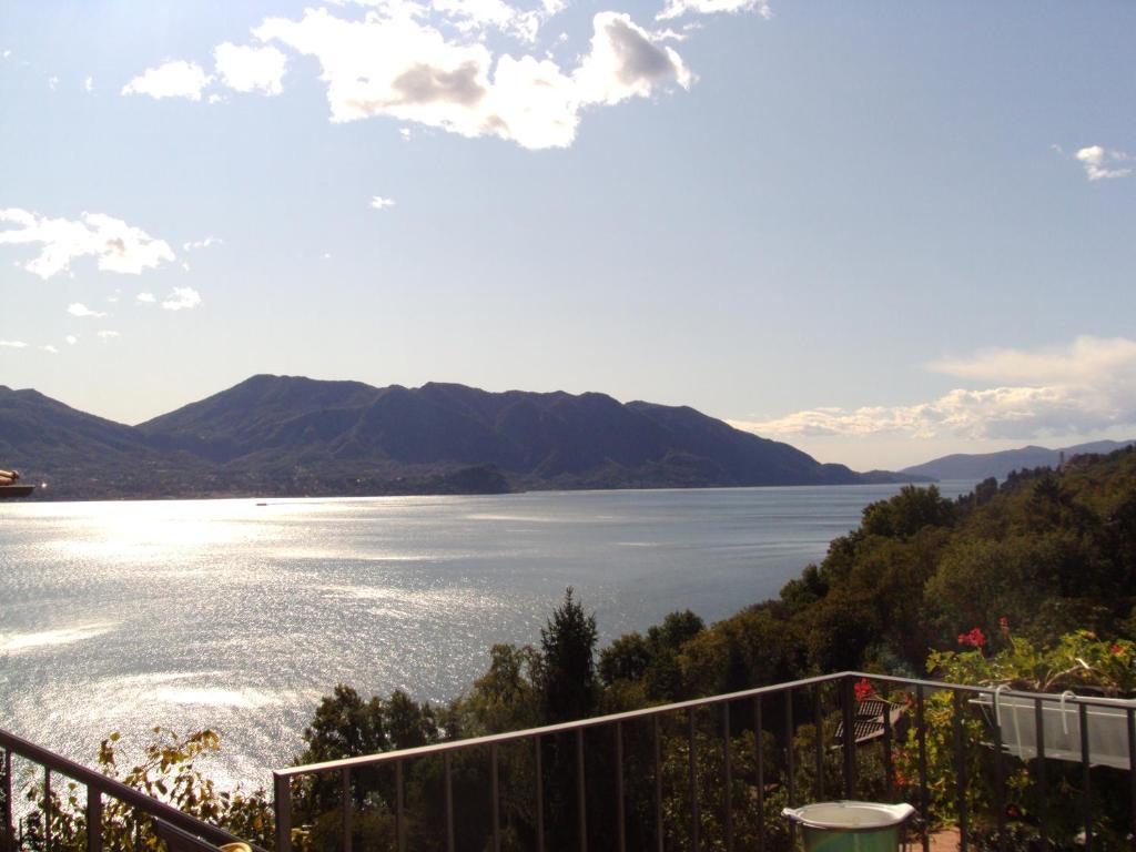 CasAle Fe-Wo - Appartamenti con vista Lago Cannero Riviera Camera foto